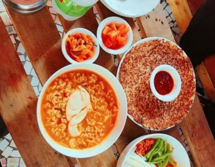 پانسیون Sunshine Guest House & Restaurant