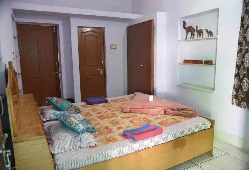 پانسیون Sunshine Guest House & Restaurant