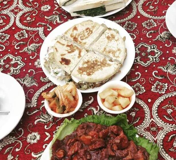 Pensão Sunshine Guest House & Restaurant