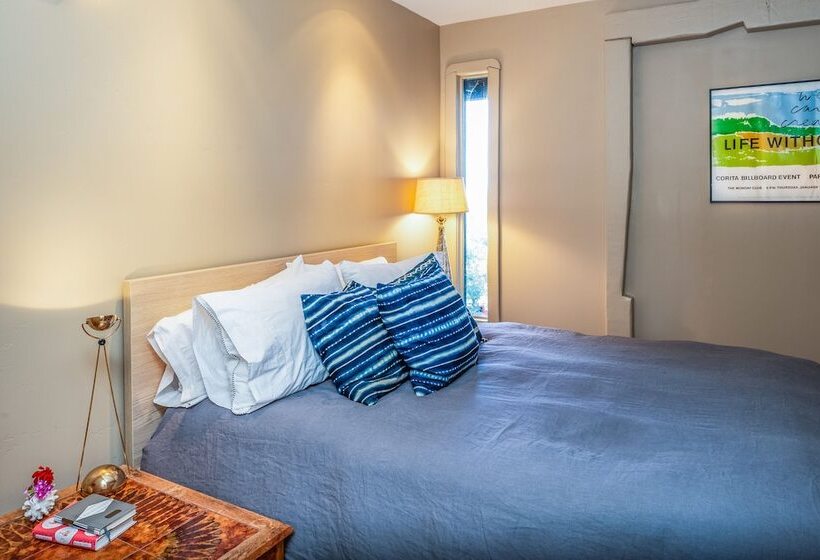 ユースホステル Inn Paradiso