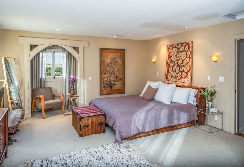 ユースホステル Inn Paradiso