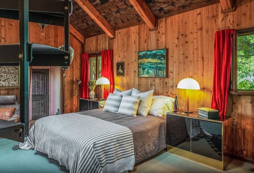 ユースホステル Inn Paradiso