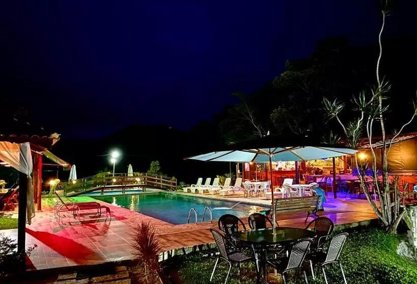 Majatalo Estação Serramar