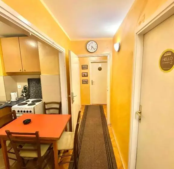 پانسیون Glorious Rooms