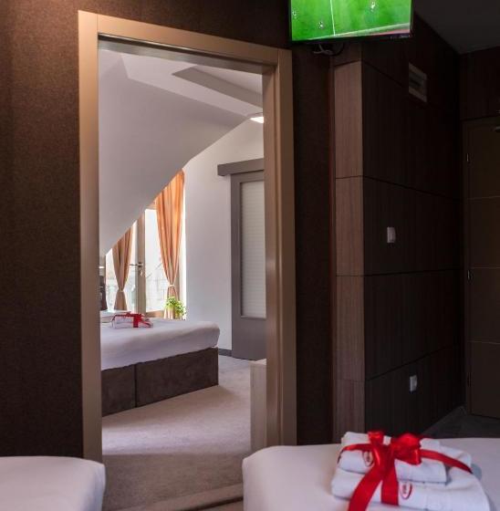 پانسیون Guesthouse Villa Modex