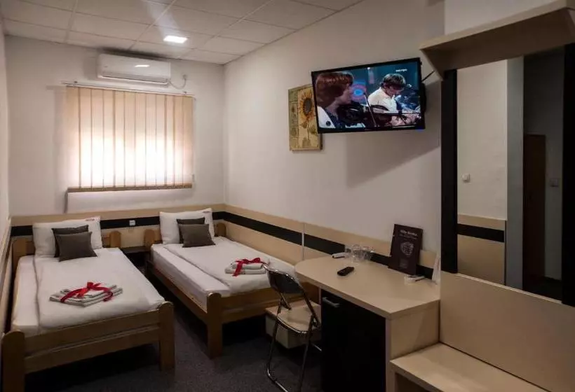 پانسیون Guesthouse Villa Modex