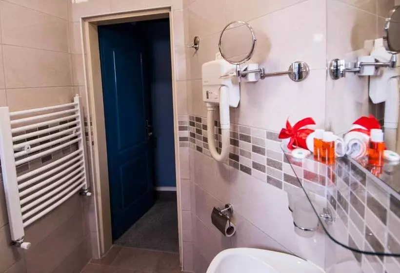 پانسیون Guesthouse Villa Modex