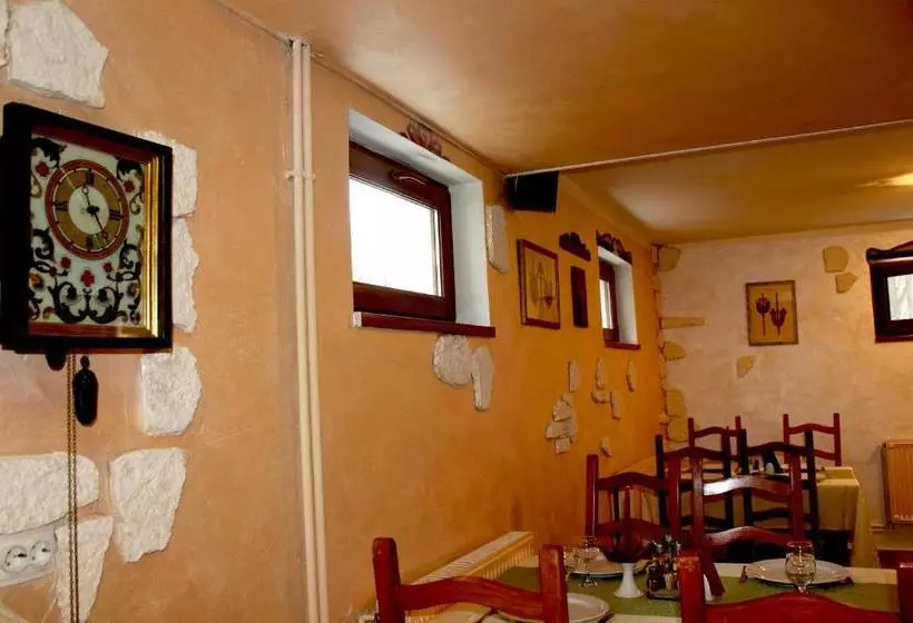 پانسیون Hanul Vestem