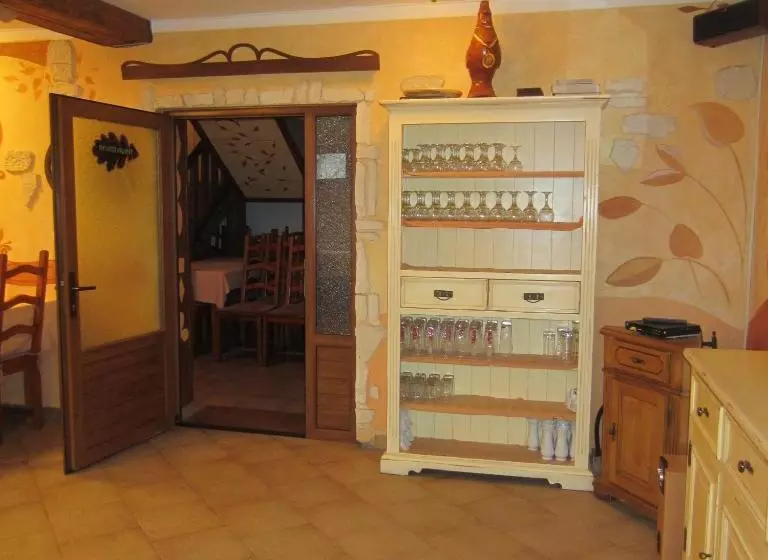 پانسیون Hanul Vestem