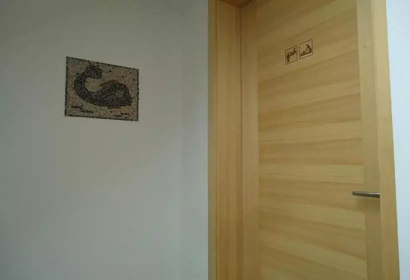 پانسیون Lipizzaner Lodge Guest House