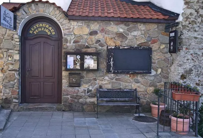 Majatalo Penzion Na Zborově