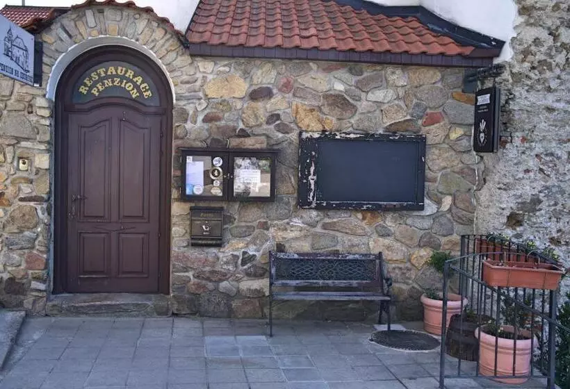 Majatalo Penzion Na Zborově