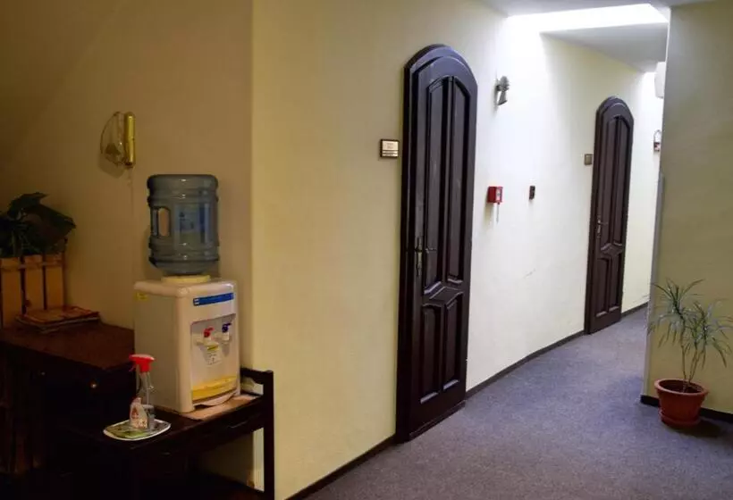 Majatalo Penzion Na Zborově