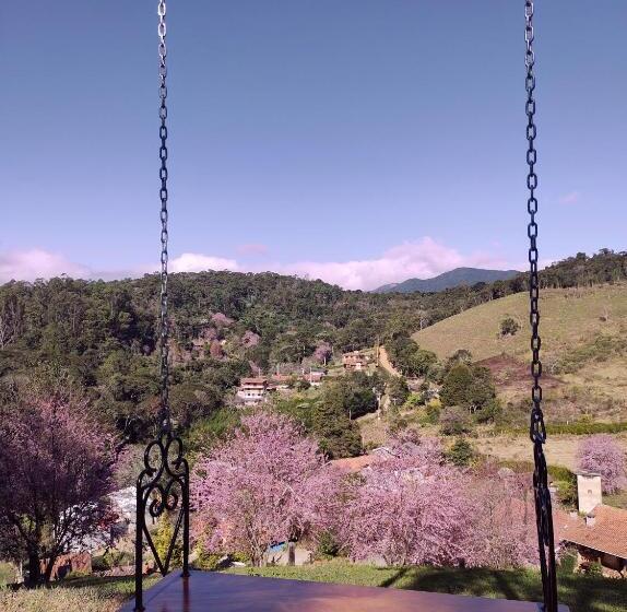 Pension Pousada Verdes Alpes