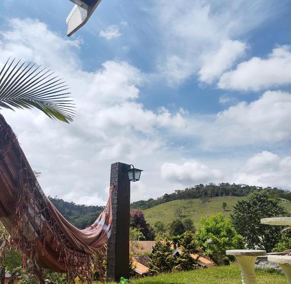 Pension Pousada Verdes Alpes