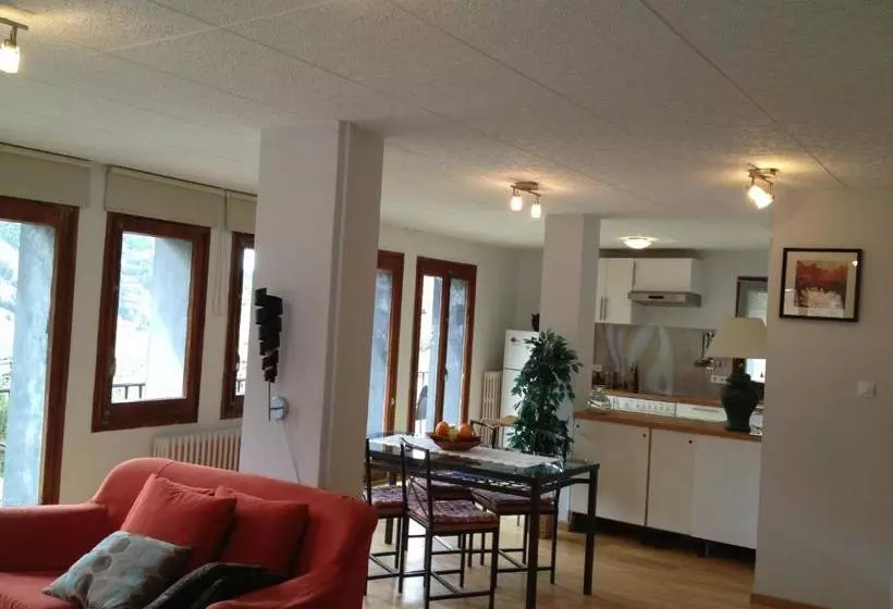 Roc Apartment