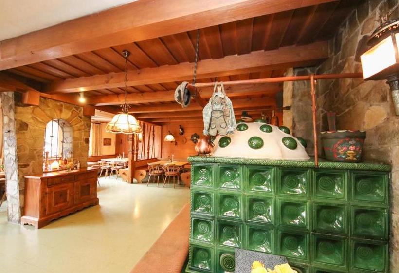 פנסיון Gasthof St. Adolari