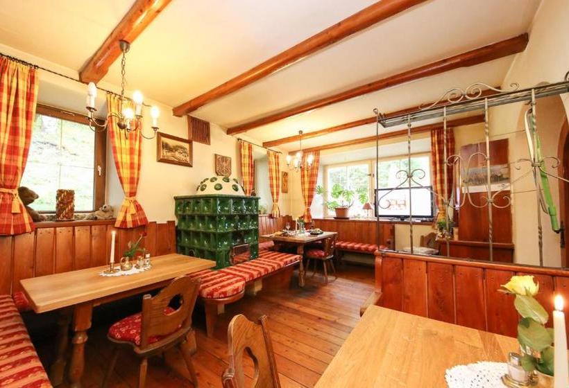 פנסיון Gasthof St. Adolari