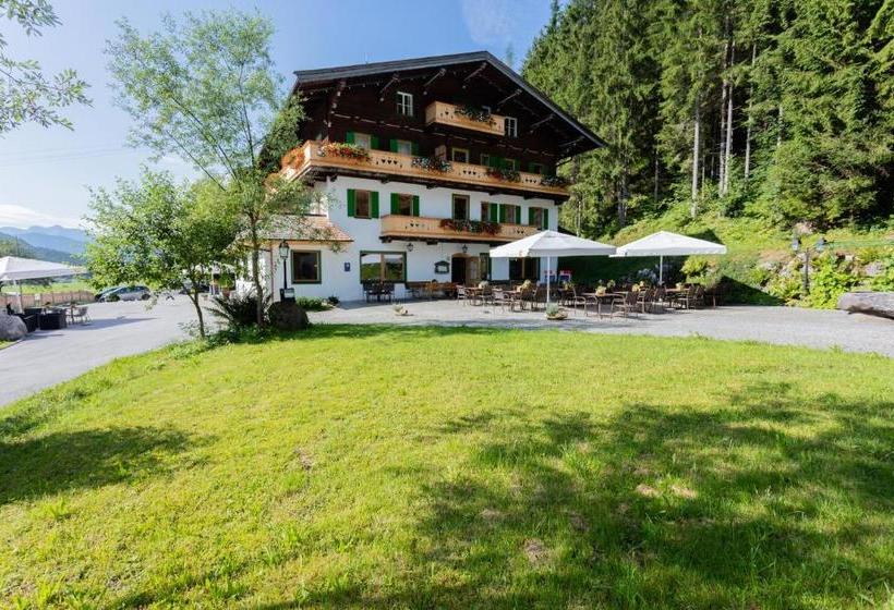 פנסיון Gasthof St. Adolari