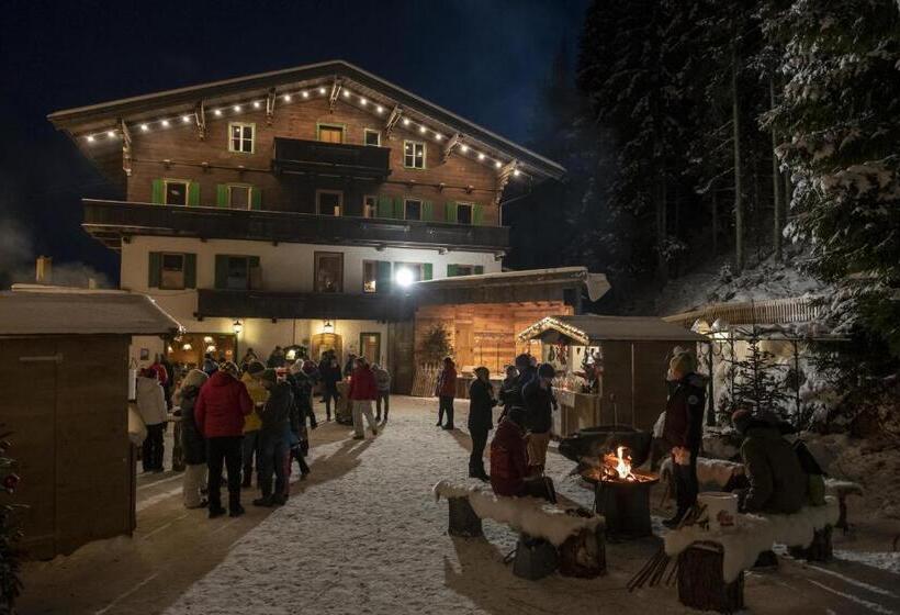 פנסיון Gasthof St. Adolari