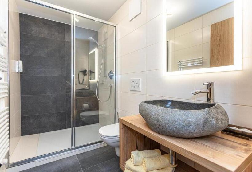 פנסיון Gasthof St. Adolari