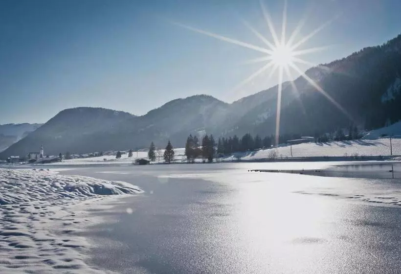 ペンション Gasthof St. Adolari