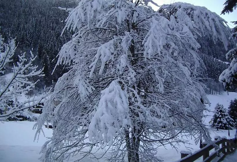 Majatalo Gästehaus Sahler