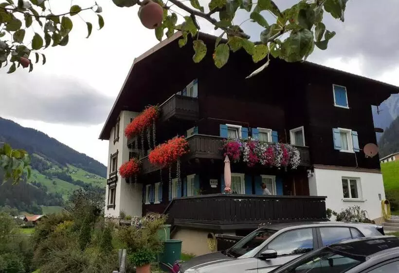 Majatalo Gästehaus Sahler