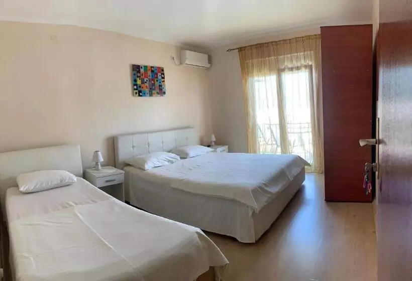 پانسیون Guest House Budva