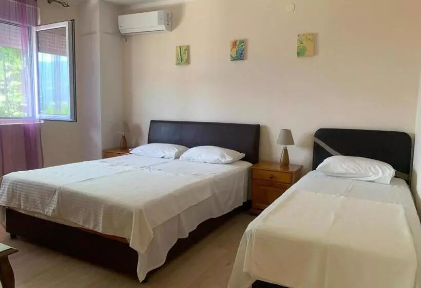 پانسیون Guest House Budva