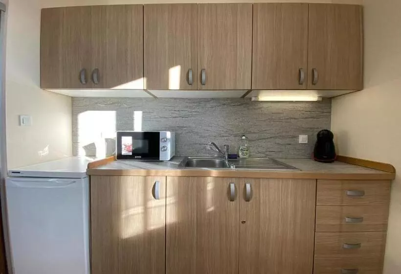 پانسیون Rooms & Apartments Parma