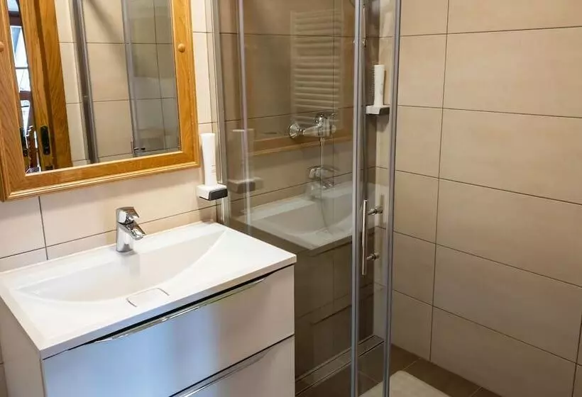 پانسیون Guest House Pri Cesarju