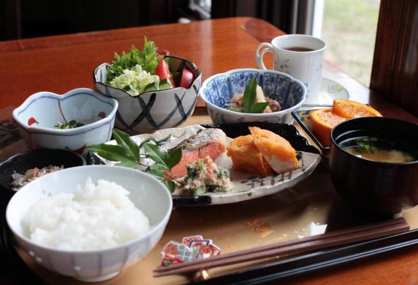 Pensão La Isla Tasse