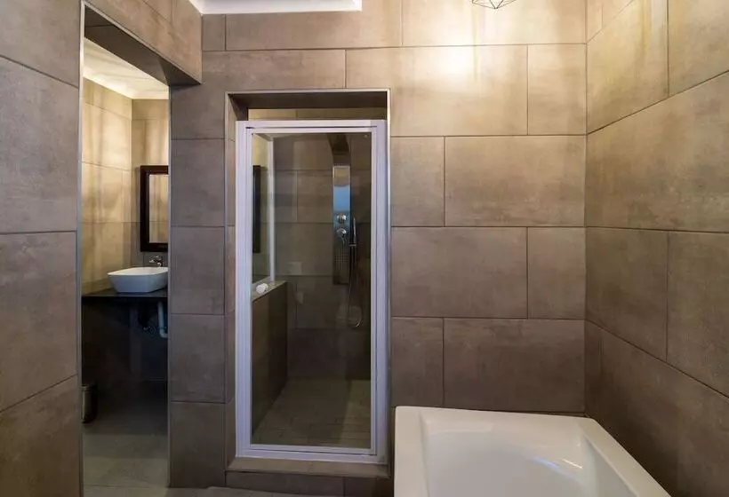 Majatalo Lala Dene Lodge