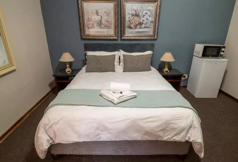 Majatalo Lala Dene Lodge