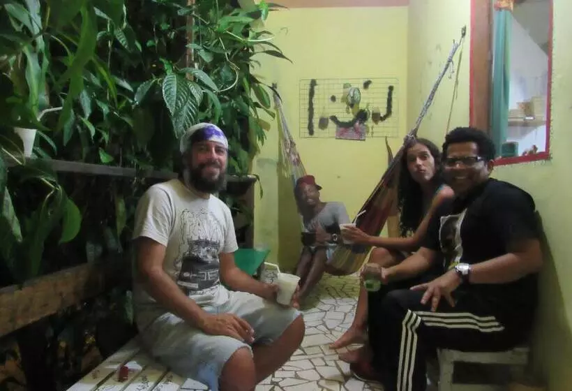 ペンション Macondo Hostel