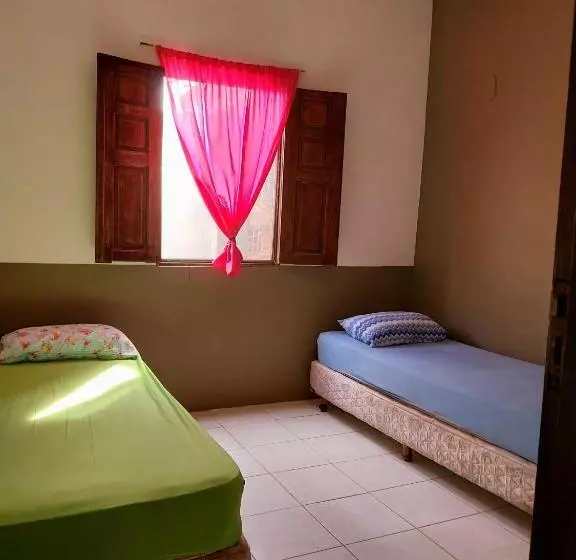 ペンション Macondo Hostel