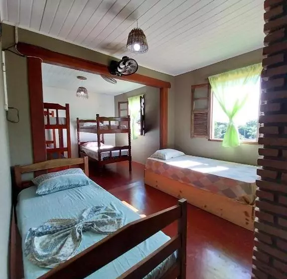 ペンション Macondo Hostel