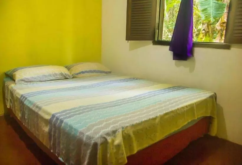 ペンション Macondo Hostel