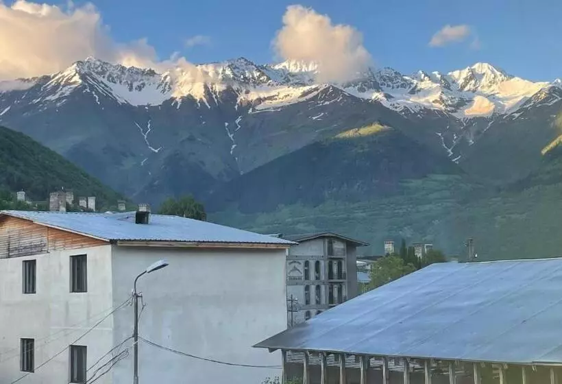 پانسیون Mestiatour Guest House