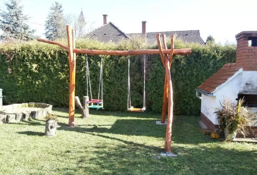 Majatalo Nádkunyhó Vendégház