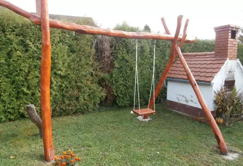 Majatalo Nádkunyhó Vendégház