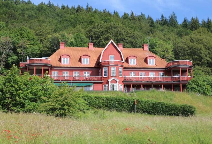 بنسيون Ombergs Turisthotell