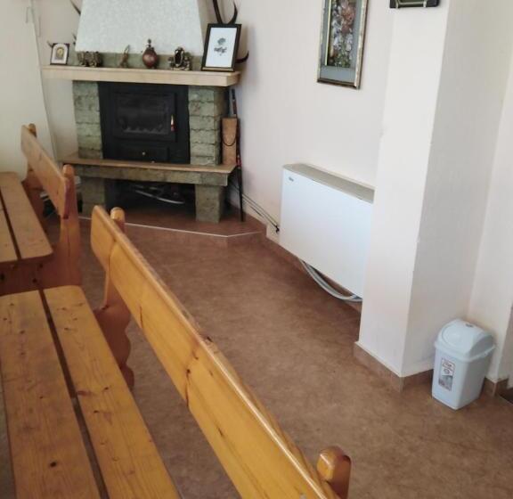 بنسيون Panayotovi Guest House