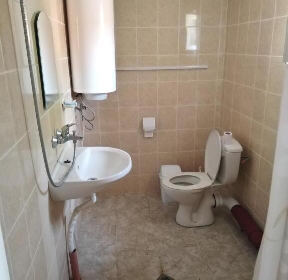 بنسيون Panayotovi Guest House