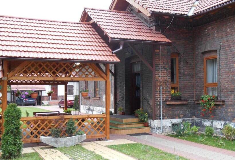 بنسيون Penzión Pars