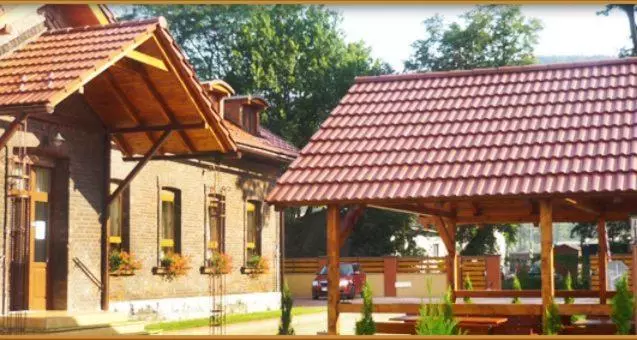 Majatalo Penzión Pars