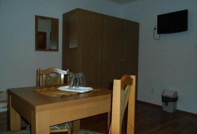 بنسيون Penzión Pars