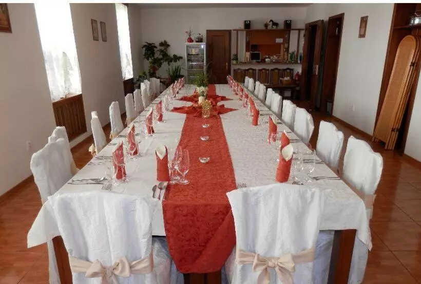 Majatalo Penzión Pars