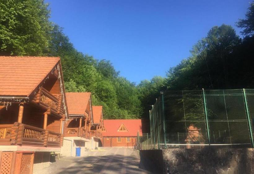 هاستل Toursit Complex Polyana Kvasova